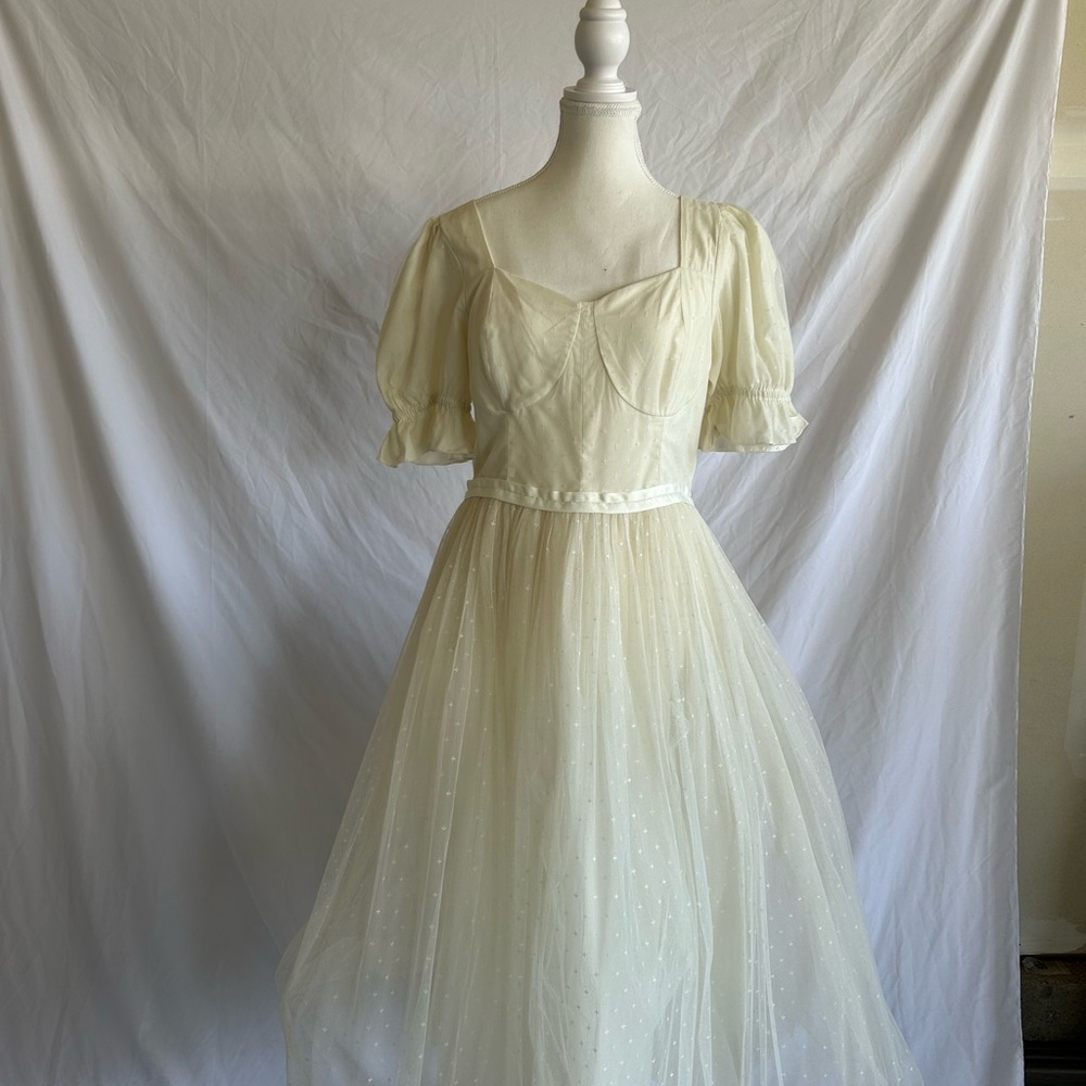 Ivy City Ballerina Tulle Elegant Cream Puff Sleeve Dress